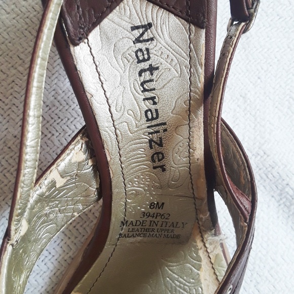SOLD! Natualizer Leather Block Heel Sandals, Italy - Picture 7 of 8
